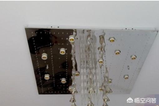 几何切割水晶灯,钻石切面 + 七彩光效,客厅 C 位出道 几何切割水晶灯,钻石切面 + 七彩光效,客厅 C 位出道