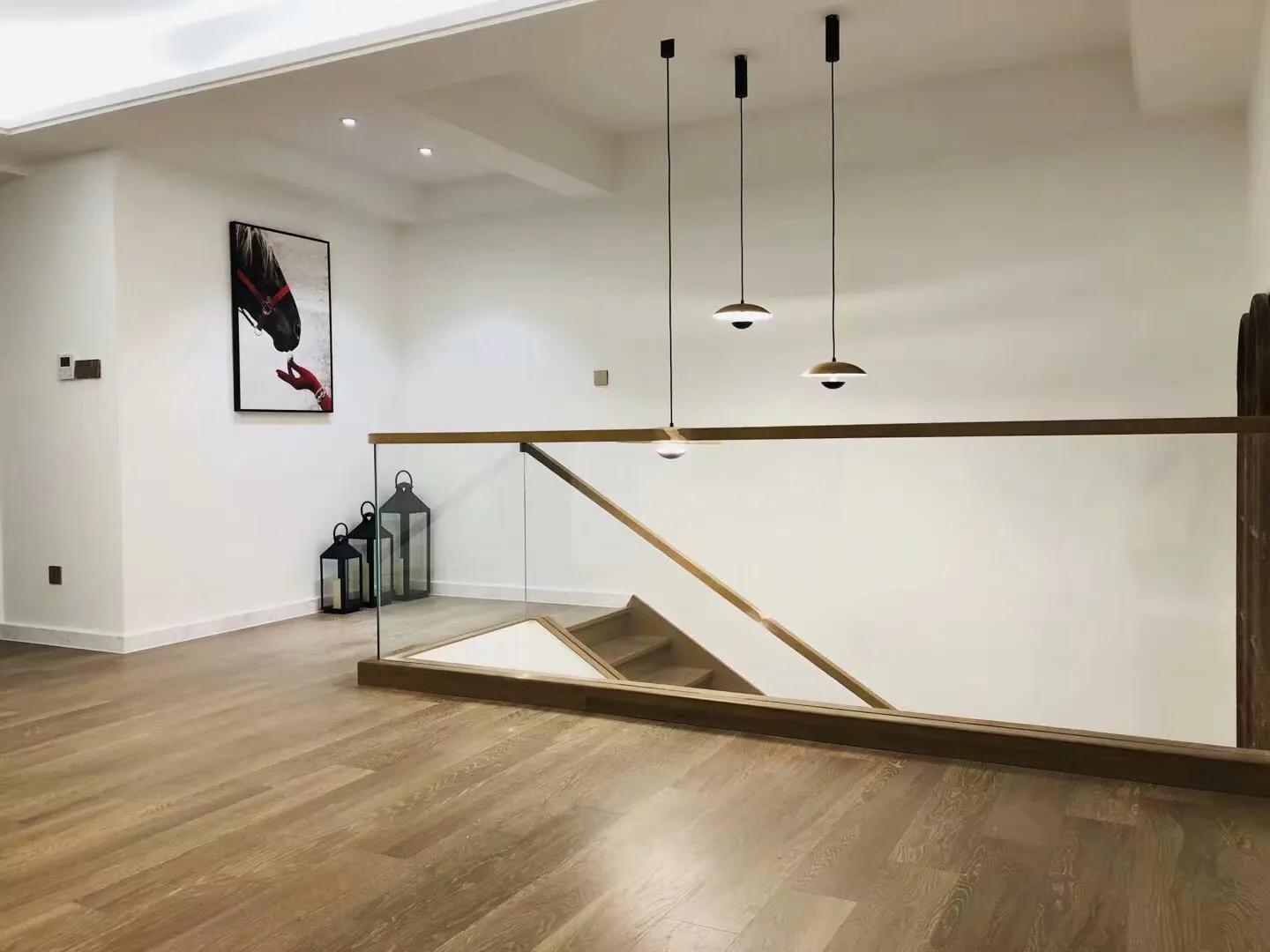 北欧极简风环形吊灯,几何造型 + 无极调光,空间层次大师 北欧极简风环形吊灯,几何造型 + 无极调光,空间层次大师